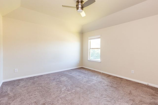 10 Log House Court, Tomball, TX 77375