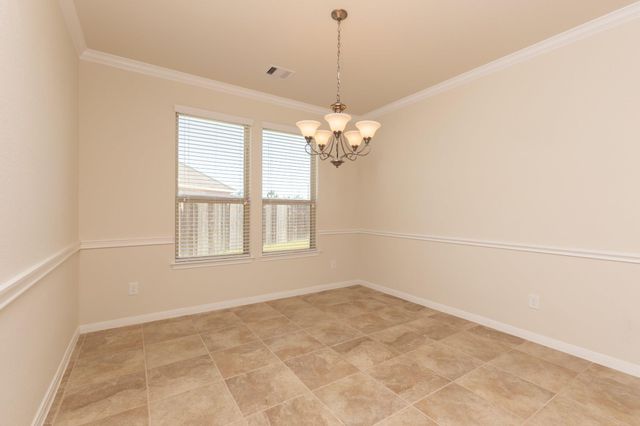 10 Log House Court, Tomball, TX 77375