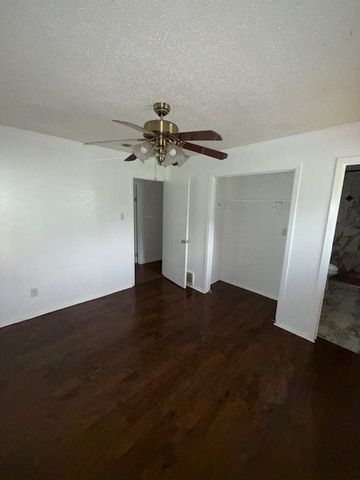 2916 Refugio Avenue, Fort Worth, TX 76106