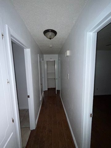 2916 Refugio Avenue, Fort Worth, TX 76106