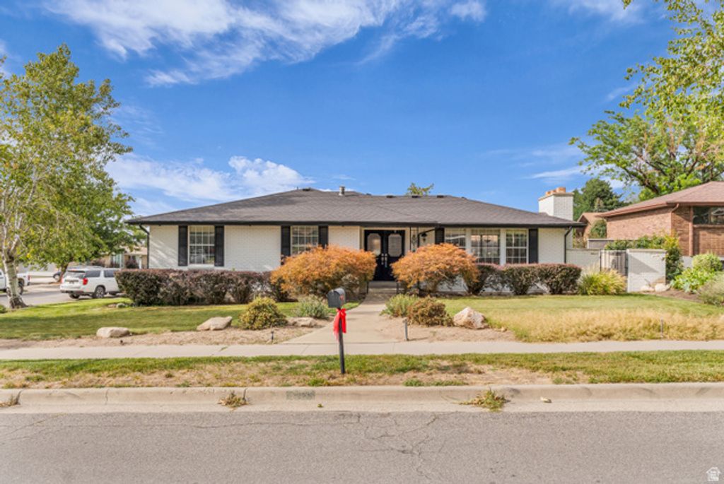 2329 E SUBLETTE PL, Sandy, UT 84093 — photo 3