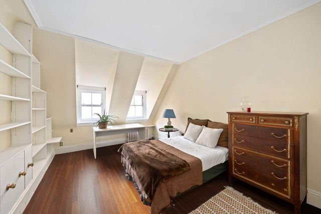 125 E 69th Street, New York City, NY 10021