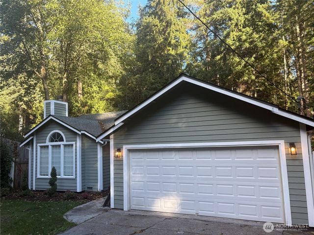 22290 Veteran Street NE, Poulsbo, WA 98370