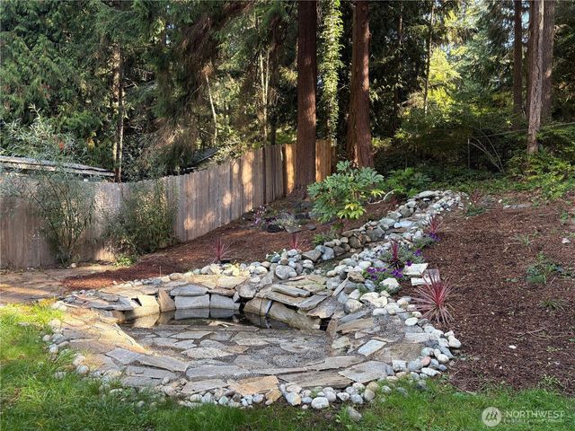 22290 Veteran Street NE, Poulsbo, WA 98370