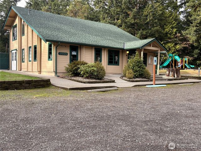 22290 Veteran Street NE, Poulsbo, WA 98370