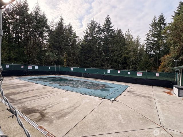 22290 Veteran Street NE, Poulsbo, WA 98370