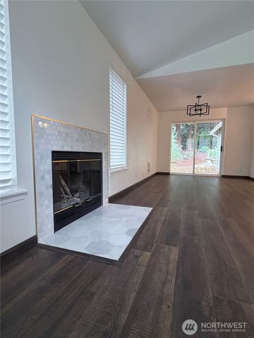 22290 Veteran Street NE, Poulsbo, WA 98370