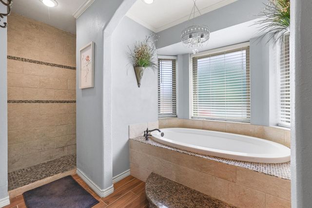 80 River Hills Drive, Denison, TX 75020
