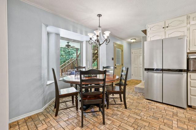 80 River Hills Drive, Denison, TX 75020