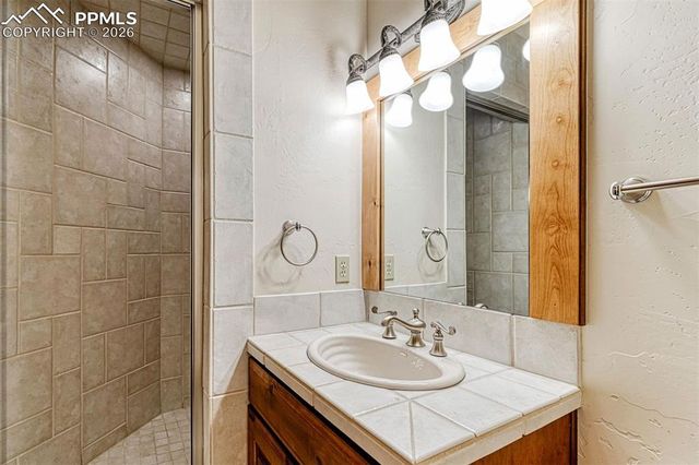 511 Silver Oak Grove, Colorado Springs, CO 80906