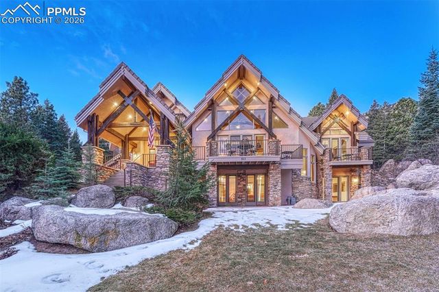 511 Silver Oak Grove, Colorado Springs, CO 80906