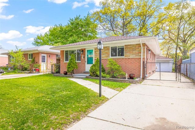 6016 N Berry Street, Westland, MI 48185
