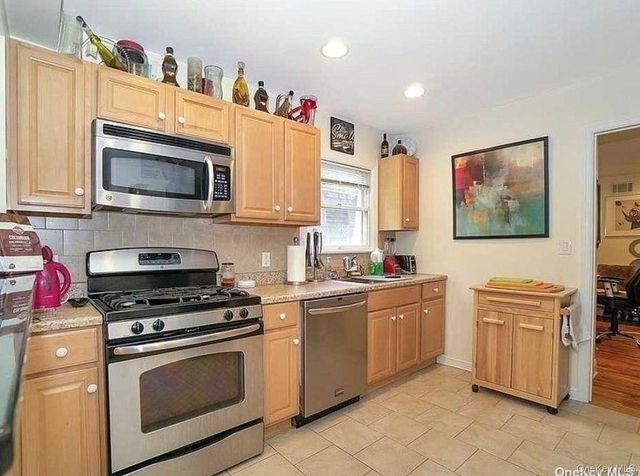 1012 Old Northern Boulevard, Roslyn, NY 11576