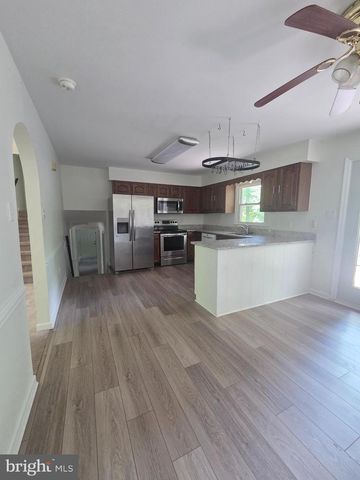 104 CRUTCHFIELD CIR, Spotsylvania, VA 22551