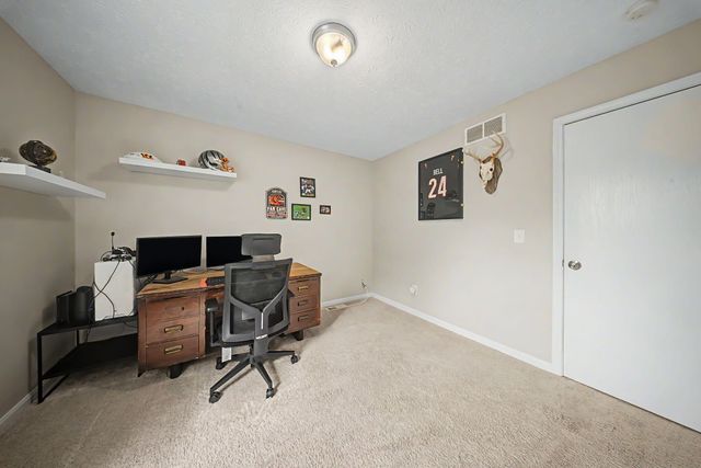 527 Game Court, Elsmere, KY 41018