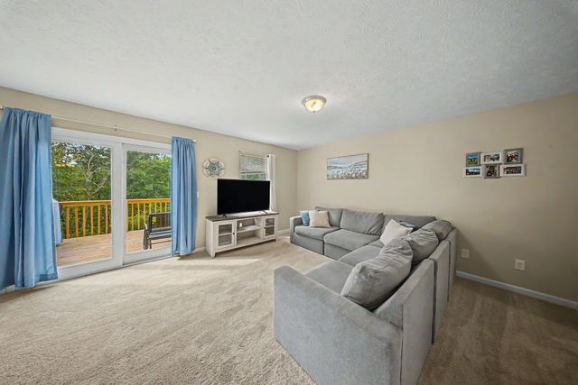 527 Game Court, Elsmere, KY 41018