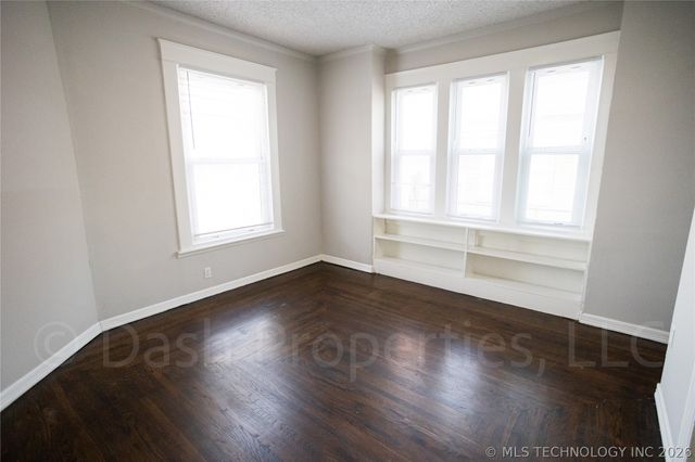 2604 E 7th Street S, Tulsa, OK 74104