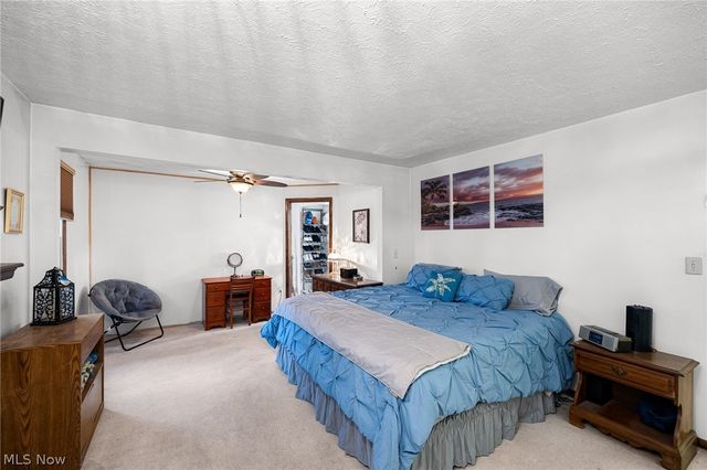 547 Cove Beach Avenue, Sheffield Lake, OH 44054