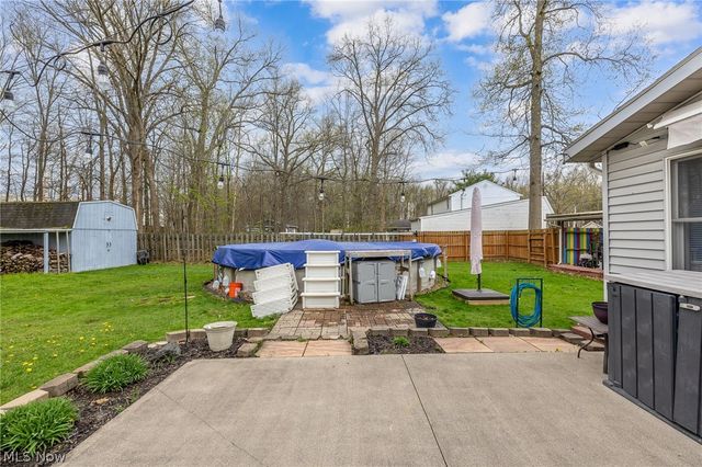 547 Cove Beach Avenue, Sheffield Lake, OH 44054