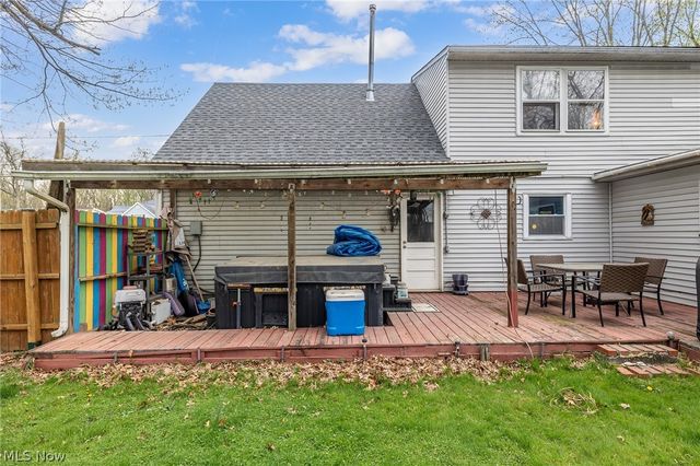 547 Cove Beach Avenue, Sheffield Lake, OH 44054