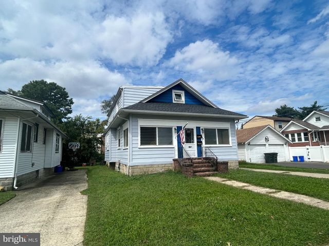 301 LANDIS AVE, Oaklyn, NJ 08107