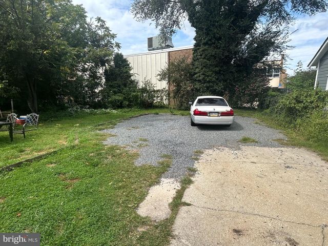 301 LANDIS AVE, Oaklyn, NJ 08107