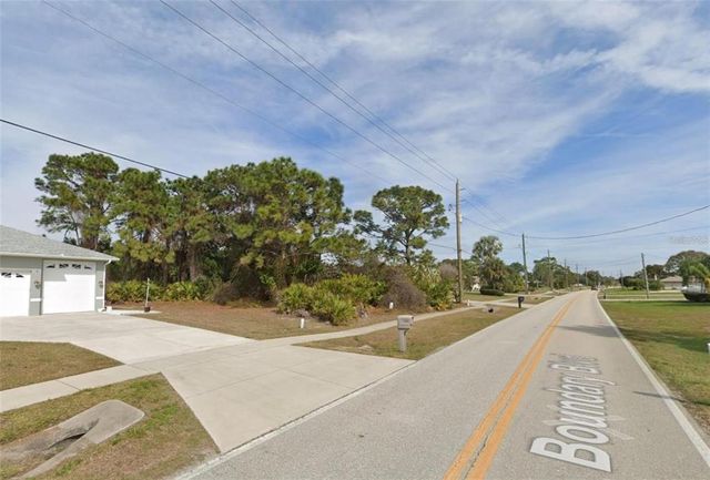517 BOUNDARY BOULEVARD, Rotonda West, FL 33947
