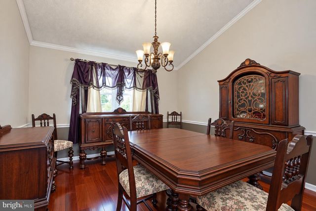 63 OLYMPIA LN, Sicklerville, NJ 08081