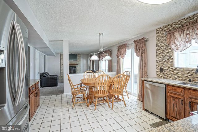 63 OLYMPIA LN, Sicklerville, NJ 08081