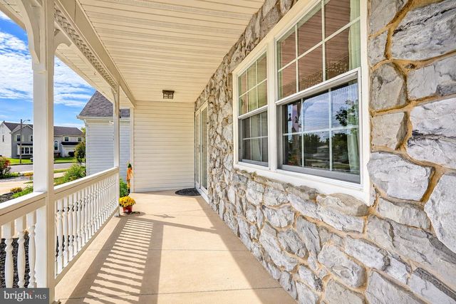63 OLYMPIA LN, Sicklerville, NJ 08081