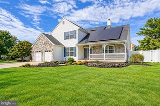 63 OLYMPIA LN, Sicklerville, NJ 08081