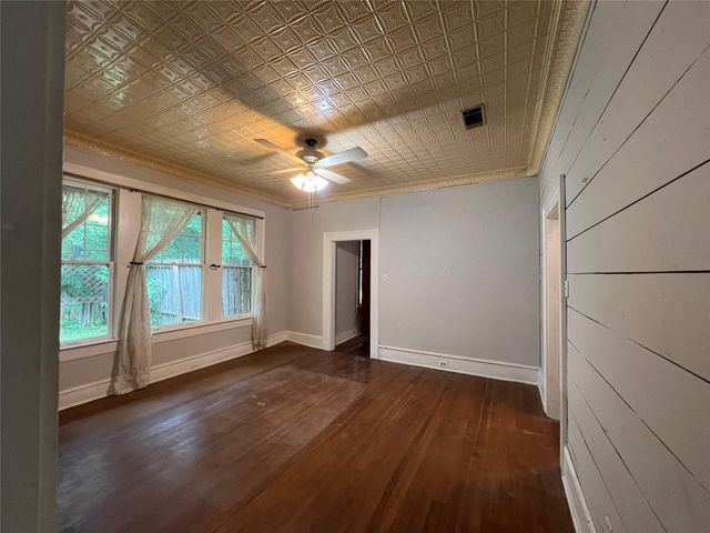 1016 N 3rd ST, Temple, TX 76501