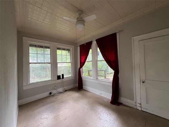 1016 N 3rd ST, Temple, TX 76501