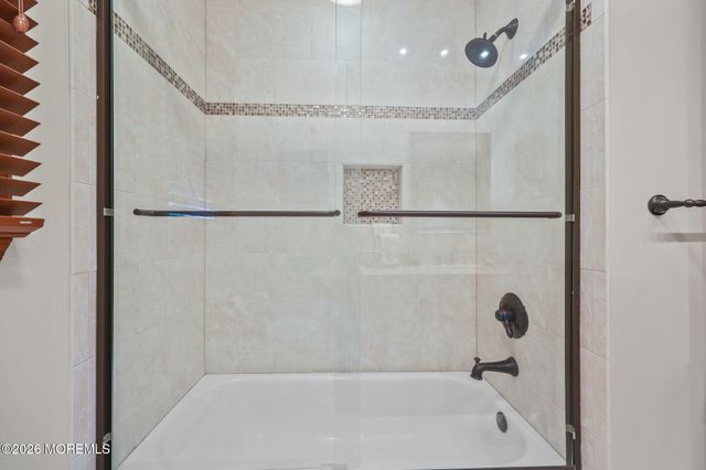 42 Saupe Drive, Manalapan, NJ 07726