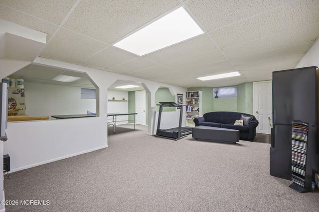 42 Saupe Drive, Manalapan, NJ 07726
