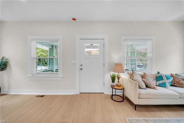 821 W 41st ST, Norfolk, VA 23508