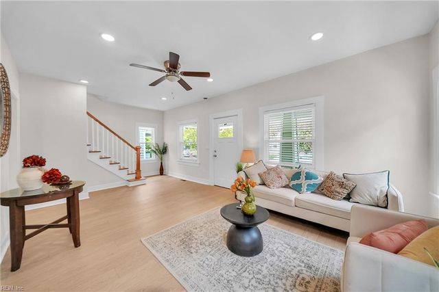 821 W 41st ST, Norfolk, VA 23508