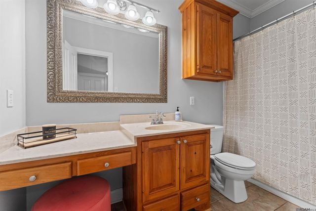 10350 Crooked Creek Ln, Denham Springs, LA 70726