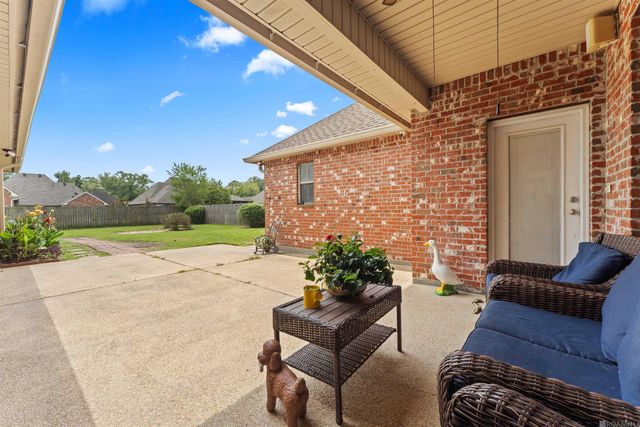 10350 Crooked Creek Ln, Denham Springs, LA 70726
