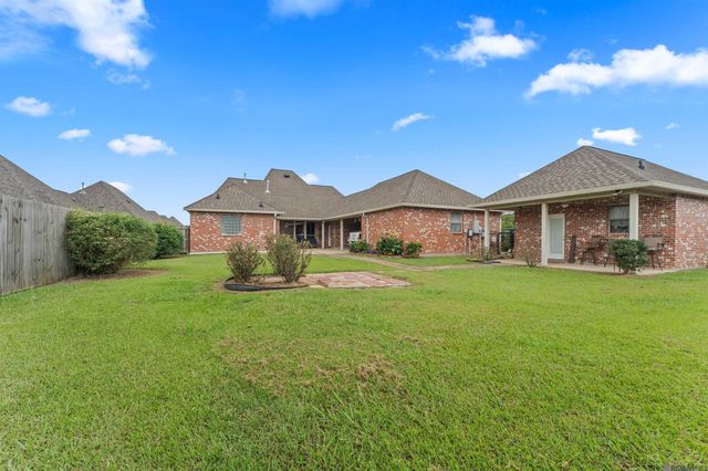 10350 Crooked Creek Ln, Denham Springs, LA 70726