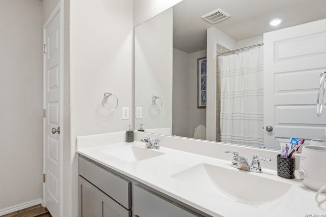 10626 Briceway Ace, San Antonio, TX 78254