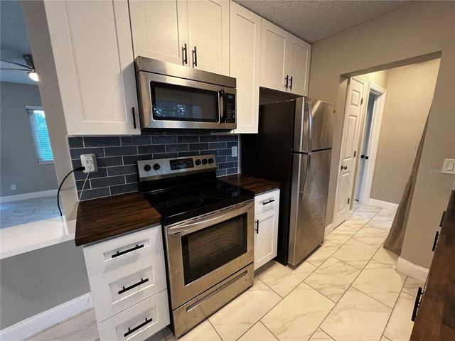 2893 WEBLEY DRIVE, Largo, FL 33771