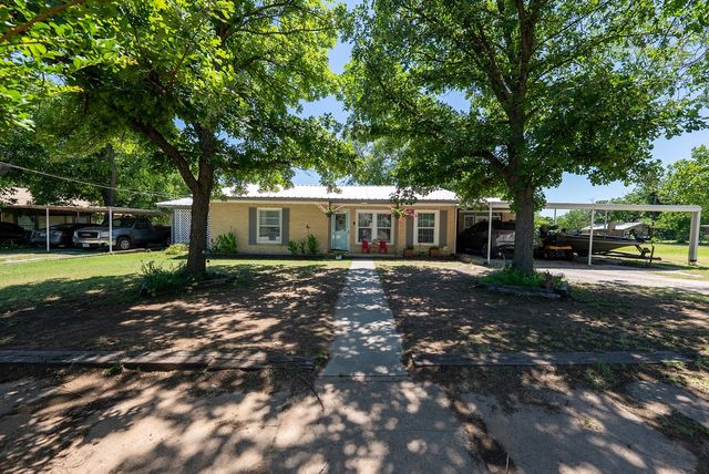 414 W Roberts Street, Gorman, TX 76454