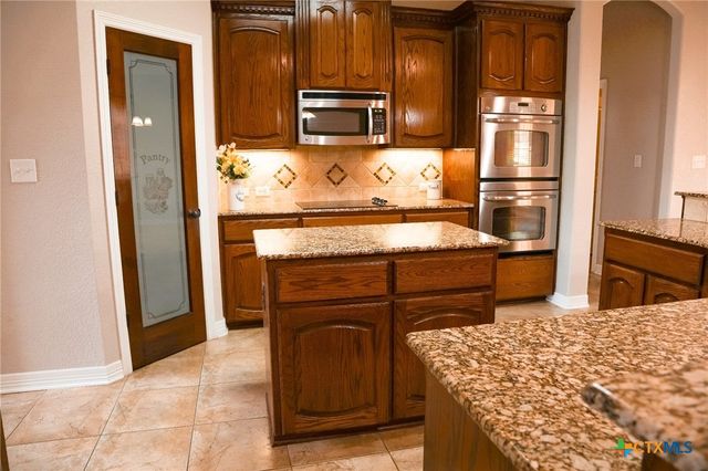 6401 Titanium Drive, Killeen, TX 76542