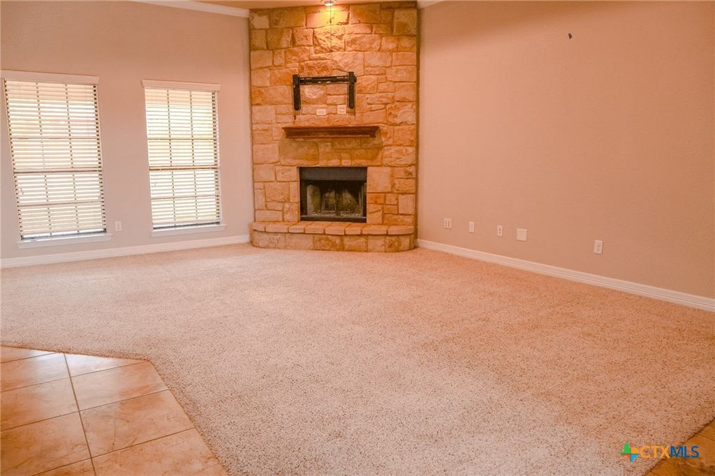 Image 2 of property listing at 6401 Titanium Drive, Killeen, TX 76542