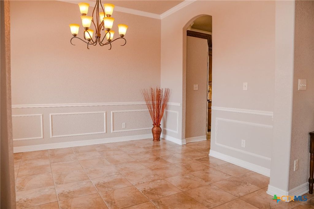 Image 8 of property listing at 6401 Titanium Drive, Killeen, TX 76542