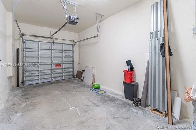 10301 W 32nd Lane, Hialeah, FL 33018