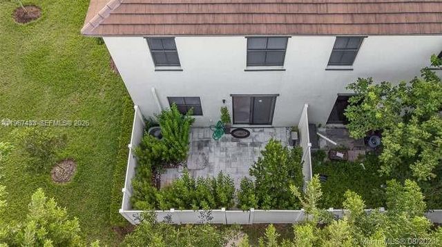 10301 W 32nd Lane, Hialeah, FL 33018