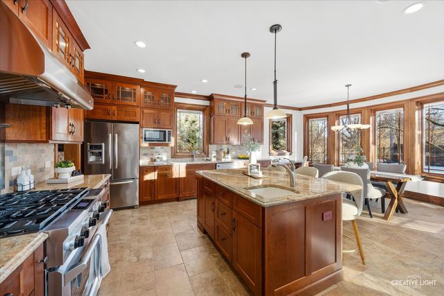 421 Bunning Drive, Downers Grove, IL 60516