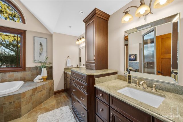 421 Bunning Drive, Downers Grove, IL 60516